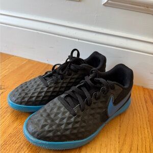 Nike Tiempo Legend Club IC